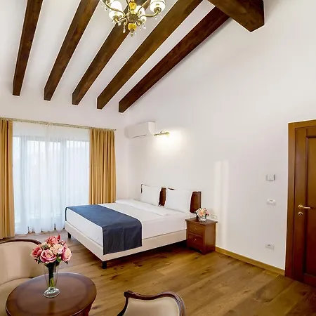 Theodora Golf Club Otel Alba Iulia