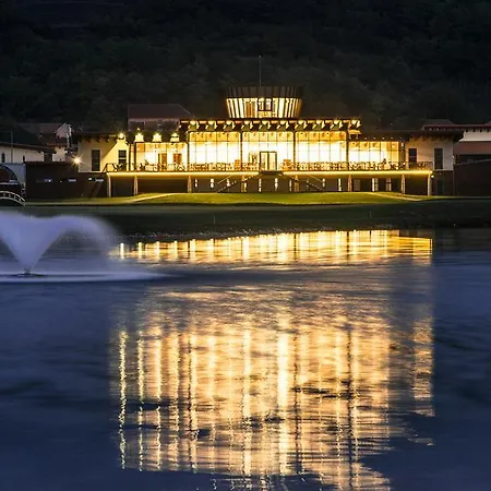 Otel Theodora Golf Club 4*